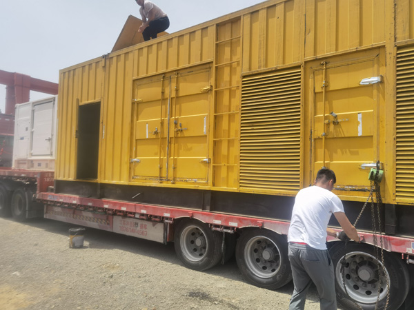 凤县发电机出租100KW发电机需要什么规格的电缆线?